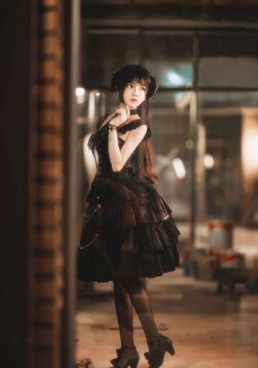 婚姻背后