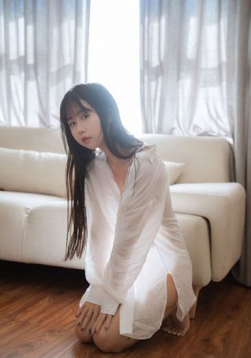 小镇春色