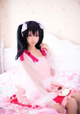 重口虐h调教h肉奴她们和她视频