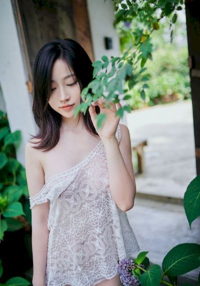 一二三四中文在线