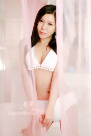 贵女调教记1v'i