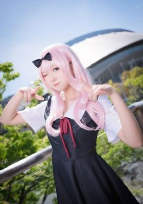 有钱男与贫穷女