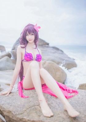 李采潭妈妈的职业