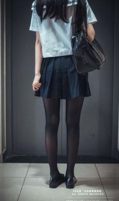 邻居叫我吸她奶dh
